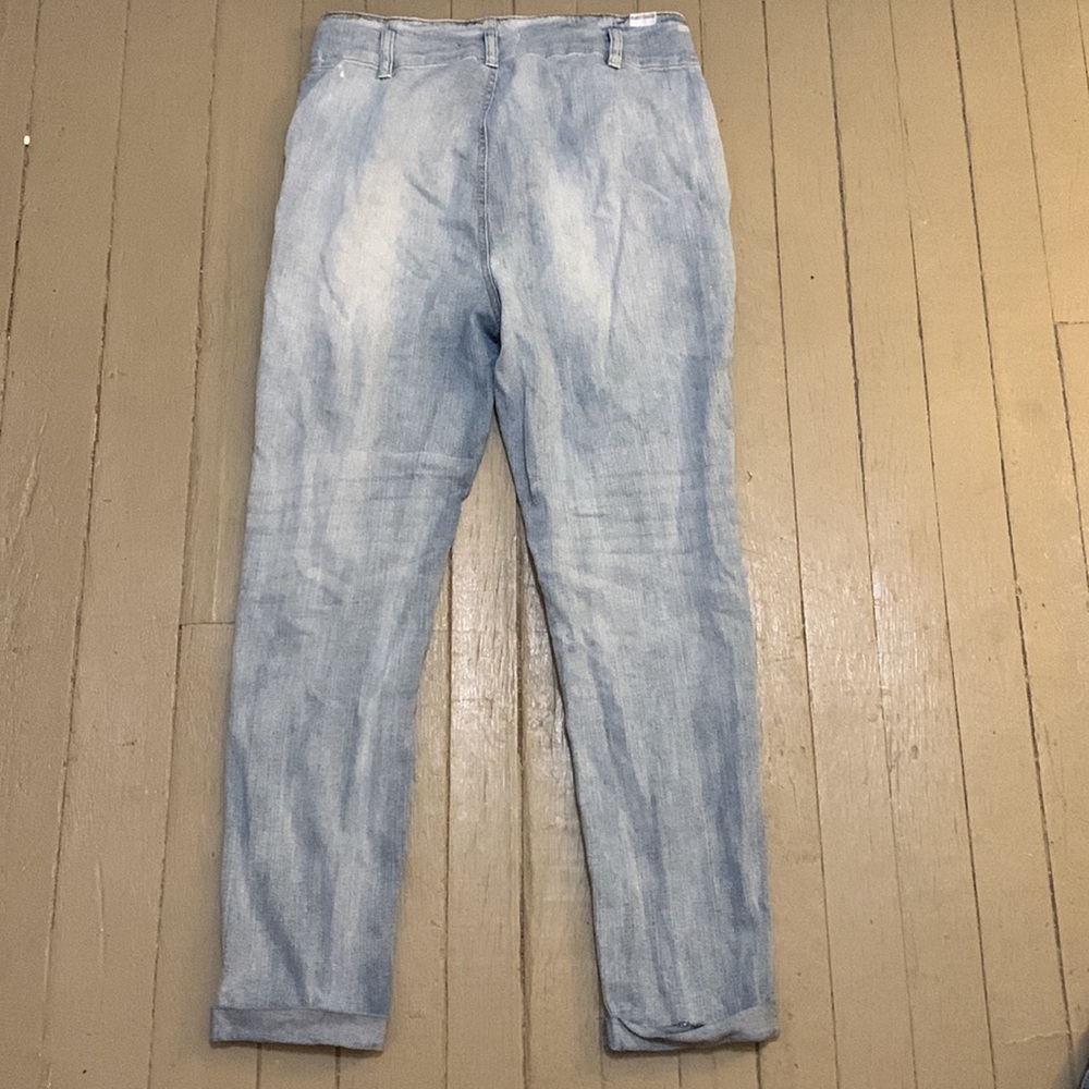 Almost Famous Ripped Jeans Size 11 - Picture 3 of 5